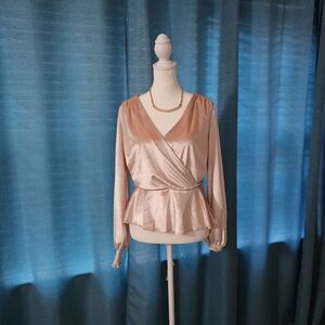 WHBM size S long sleeve top